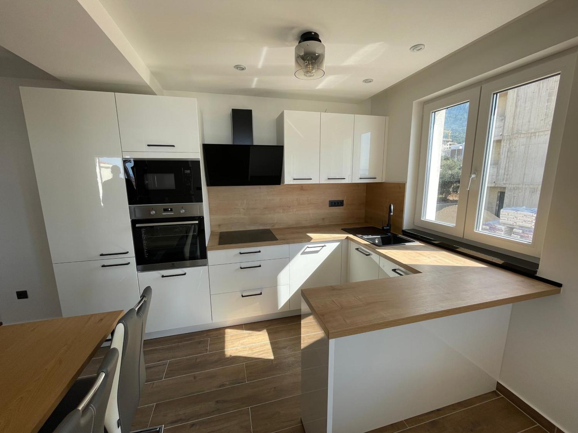 Mariva - 24 * Makarska
